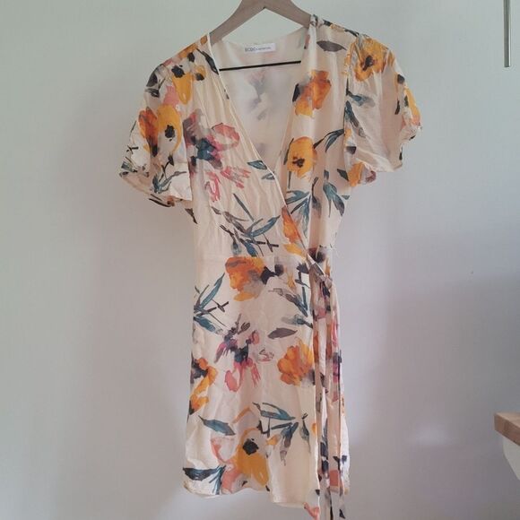 BCBG Generation, Floral Print Flowy Wrap Dress - S - Picture 2 of 3
